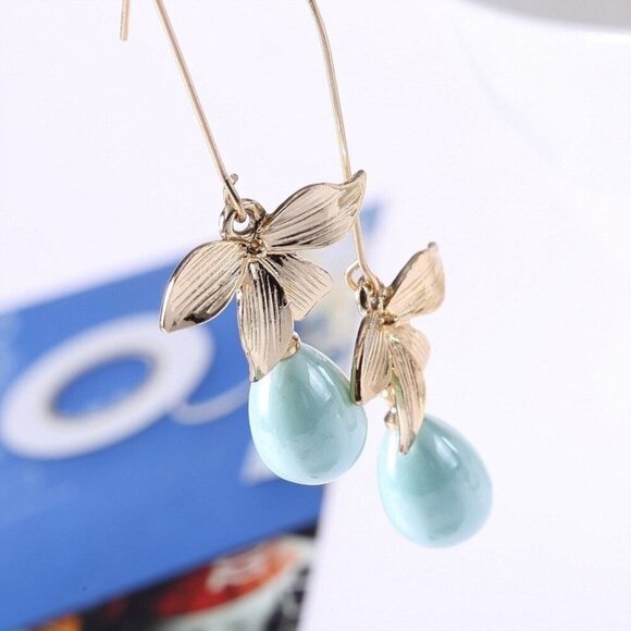 Edgy Minty Blue Teardrop Pearl Orchid Flower Gold Plated Long Earrings - Picture 2 of 5